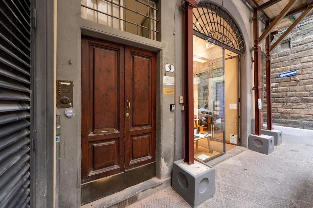 Keys Of Italy - Corsob 9 - Florentine Studio Close To Palazzo Vecchio Firenze Esterno foto
